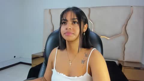 miahsex69 online show from 09/18/25, 02:57