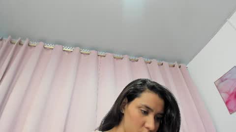 Snapshot of miajhonsonx chatting on 06/08/26, 04:29 miajhonsonx online show from 06/08/26, 04:29