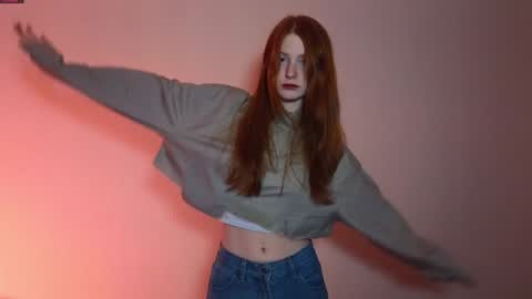 milanaaaa online show from 01/31/25, 07:29