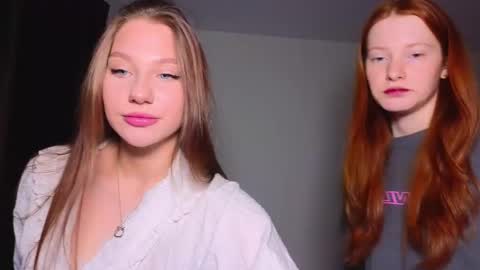 milanaaaa online show from 02/13/25, 09:49