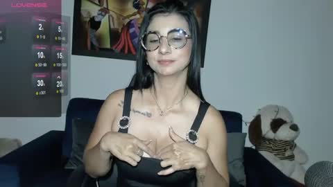 Snapshot of miakhalifa_1 chatting on 02/14/25, 02:07 Alejandra khalifa online show from 02/14/25, 02:07
