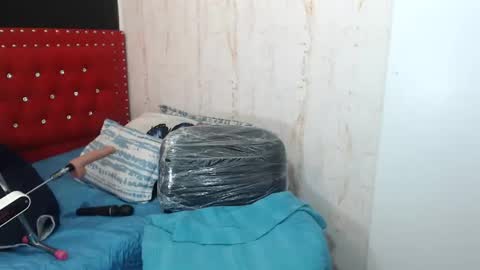 miakimky online show from 11/22/25, 04:33