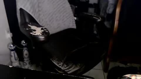 Mark online show from 03/05/25, 09:27