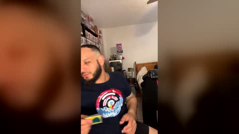 Mark online show from 04/12/26, 04:06