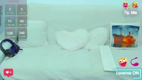Mia Kittyy online show from 05/13/26, 09:11