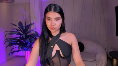 Call me Mia  online show from 11/03/25, 11:55