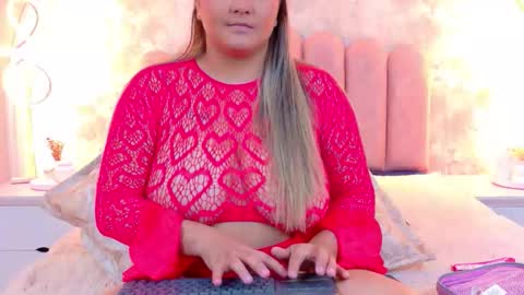 Snapshot of mialaurents chatting on 04/09/26, 04:34 Mia online show from 04/09/26, 04:34