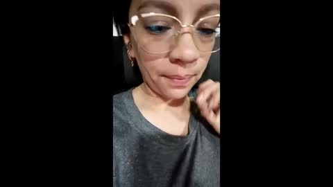 Mia  online show from 02/08/26, 02:59