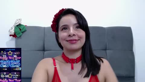 Snapshot of miamackleyn_ chatting on 02/08/25, 01:44 MIA online show from 02/08/25, 01:44