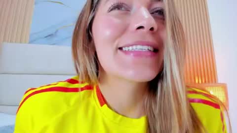 Snapshot of miamalkovaa_ chatting on 06/17/26, 05:25 Mia Malkova online show from 06/17/26, 05:25