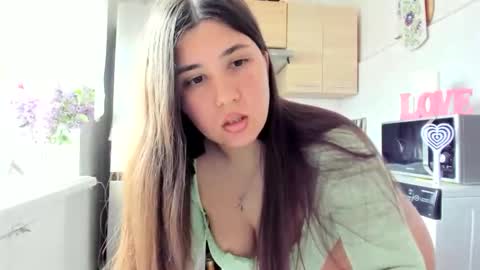 MiaMarrone online show from 05/10/26, 01:38