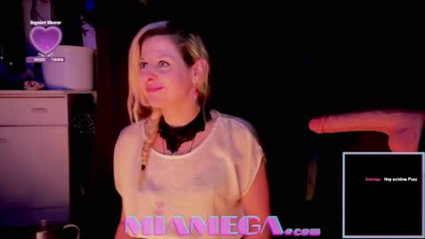 Snapshot of miamega chatting on 04/07/26, 11:48 Mia online show from 04/07/26, 11:48