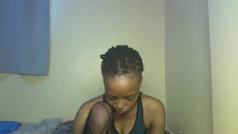 Muffin online show from 12/05/25, 12:36