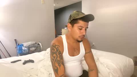 miamiclos1 online show from 01/16/25, 02:41