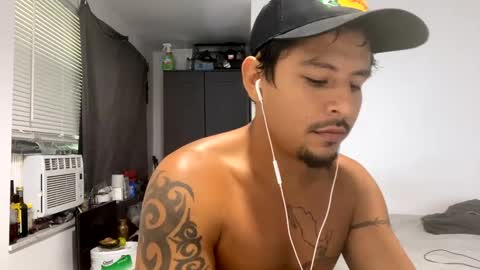 miamiclos1 online show from 09/22/25, 09:39