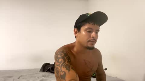 miamiclos1 online show from 09/28/25, 07:41