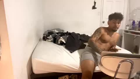 miamiclos1 online show from 02/14/26, 12:07