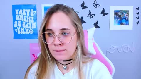 Snapshot of miamilas chatting on 12/23/24, 08:00 miamilas online show from 12/23/24, 08:00