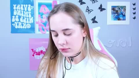 Snapshot of miamilas chatting on 01/09/25, 05:13 miamilas online show from 01/09/25, 05:13