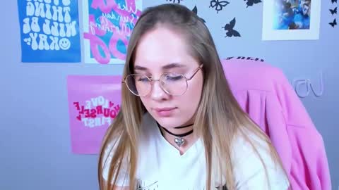 Snapshot of miamilas chatting on 01/29/25, 11:51 miamilas online show from 01/29/25, 11:51