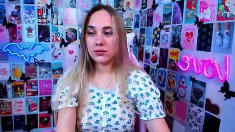 Snapshot of miamilas chatting on 09/08/25, 05:34 miamilas online show from 09/08/25, 05:34