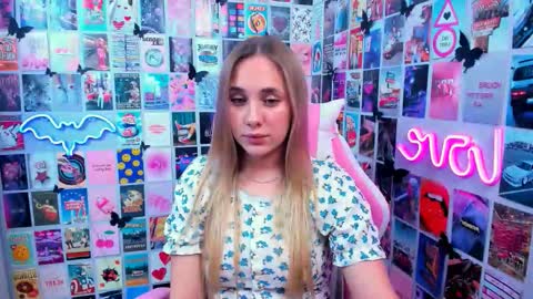 Snapshot of miamilas chatting on 09/29/25, 03:17 miamilas online show from 09/29/25, 03:17