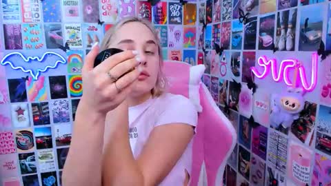 miamilas online show from 12/17/25, 11:38