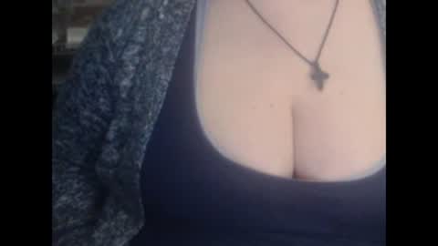 Snapshot of miamimistress chatting on 02/12/25, 05:05 maya online show from 02/12/25, 05:05