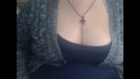 Snapshot of miamimistress chatting on 02/12/25, 09:31 maya online show from 02/12/25, 09:31