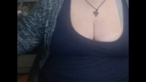 Snapshot of miamimistress chatting on 02/15/25, 08:43 maya online show from 02/15/25, 08:43