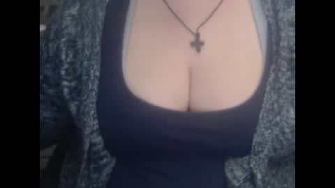 Snapshot of miamimistress chatting on 02/16/25, 01:49 maya online show from 02/16/25, 01:49