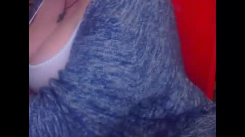 Snapshot of miamimistress chatting on 02/24/25, 07:09 maya online show from 02/24/25, 07:09