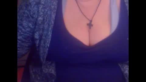 Snapshot of miamimistress chatting on 02/26/25, 06:58 maya online show from 02/26/25, 06:58