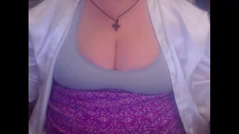 Snapshot of miamimistress chatting on 02/27/25, 05:24 maya online show from 02/27/25, 05:24