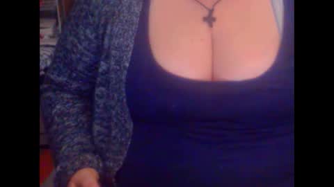 Snapshot of miamimistress chatting on 03/05/25, 08:21 maya online show from 03/05/25, 08:21