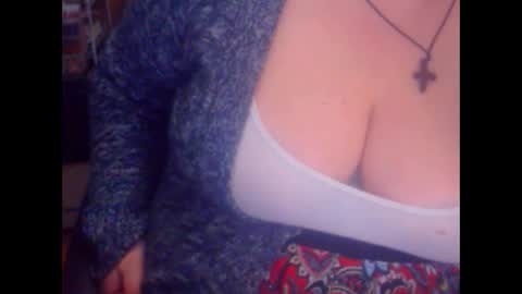 Snapshot of miamimistress chatting on 03/11/25, 06:53 maya online show from 03/11/25, 06:53