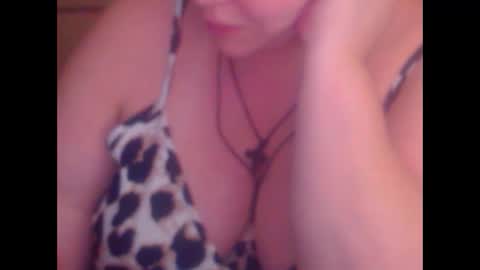 Snapshot of miamimistress chatting on 10/01/25, 06:14 maya online show from 10/01/25, 06:14