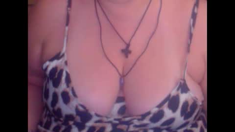 Snapshot of miamimistress chatting on 10/08/25, 09:51 maya online show from 10/08/25, 09:51