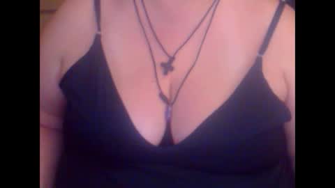 Snapshot of miamimistress chatting on 10/14/25, 06:42 maya online show from 10/14/25, 06:42