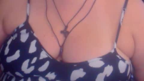 Snapshot of miamimistress chatting on 10/21/25, 06:36 maya online show from 10/21/25, 06:36