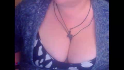 Snapshot of miamimistress chatting on 10/21/25, 07:14 maya online show from 10/21/25, 07:14