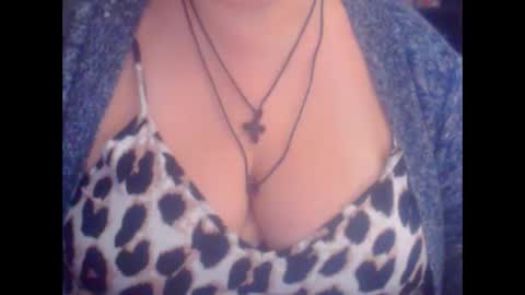 Snapshot of miamimistress chatting on 10/23/25, 06:45 maya online show from 10/23/25, 06:45