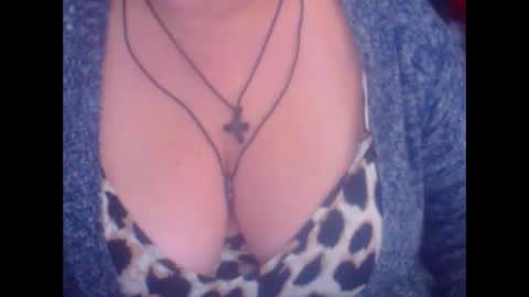 Snapshot of miamimistress chatting on 11/07/25, 09:42 maya online show from 11/07/25, 09:42