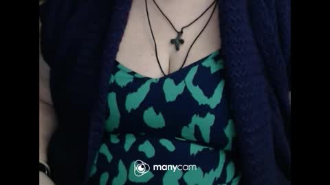 Snapshot of miamimistress chatting on 11/19/25, 08:09 maya online show from 11/19/25, 08:09