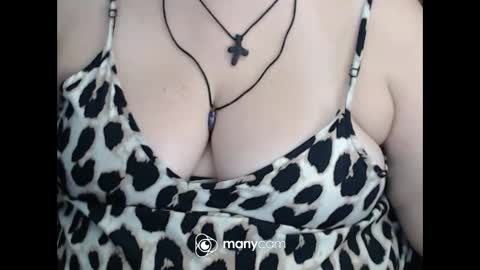 Snapshot of miamimistress chatting on 12/04/25, 07:17 maya online show from 12/04/25, 07:17