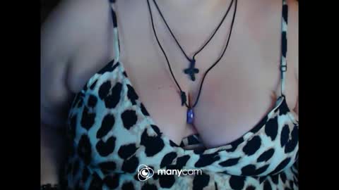 maya online show from 01/11/26, 02:55