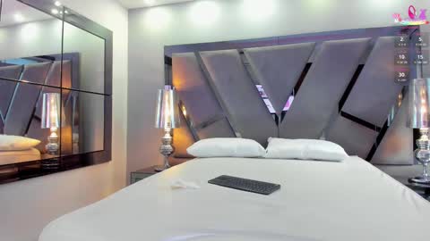 miamirage_ online show from 10/06/25, 12:46