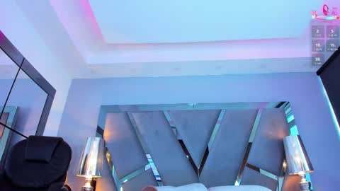 miamirage_ online show from 10/20/25, 12:38