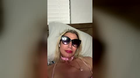 miamitransgirl305 online show from 02/16/26, 02:51