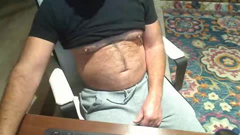 Snapshot of miamiwrestler chatting on 01/11/26, 12:10 miamiwrestler online show from 01/11/26, 12:10